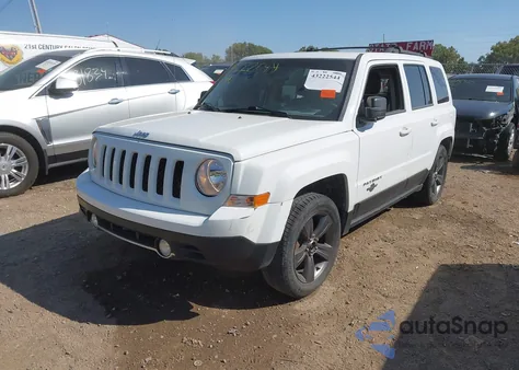 2014 Jeep Patriot Latitude из США, поврежденный, VIN 1C4NJPFB1ED587989